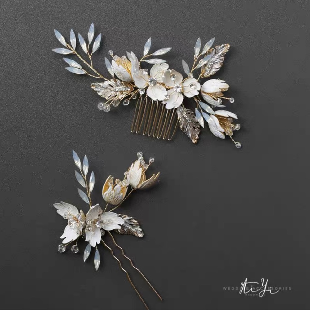 Wedding bridal hair accessories set of 2